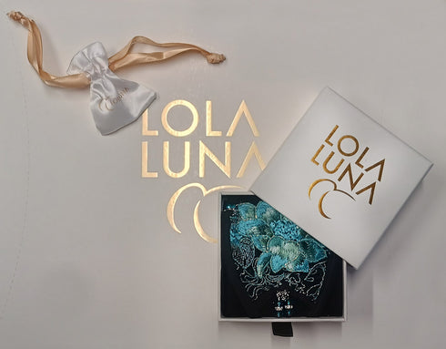 Celeste Gift Set / Thong + Necklace in a lovely case open string - lolaluna.com