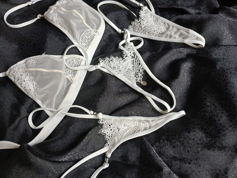 Bonnie set white lingerie set - lolaluna.com