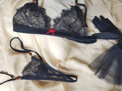 Milena Black Closed Lace G-String - lolaluna.com